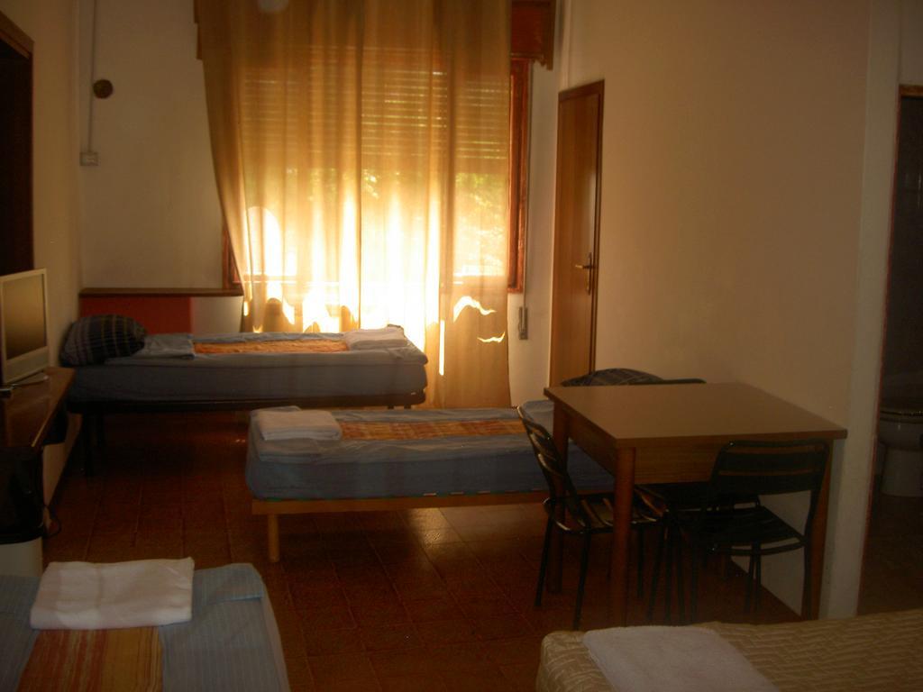 Bed and Breakfast Casa Ale Маргера Экстерьер фото